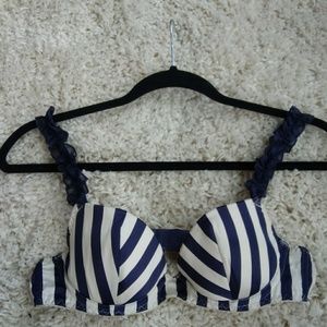 Victoria's Secret bra 34b